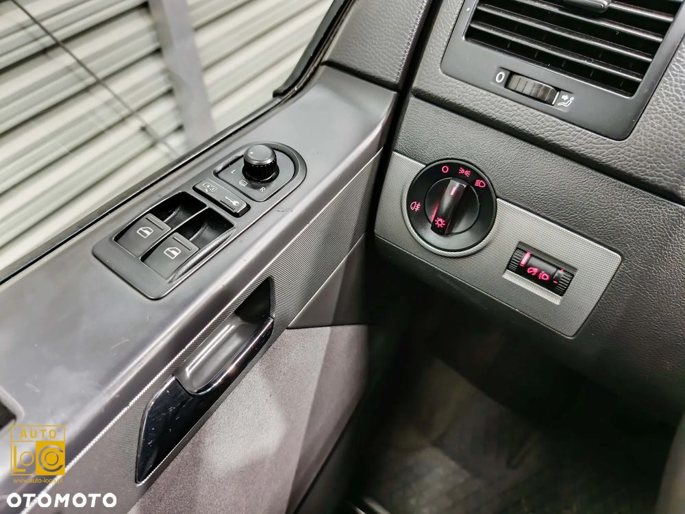 Volkswagen Multivan L2 Comfortline - 28