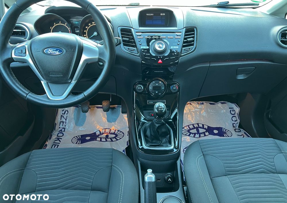 Ford Fiesta 1.0 Champions Edition - 9