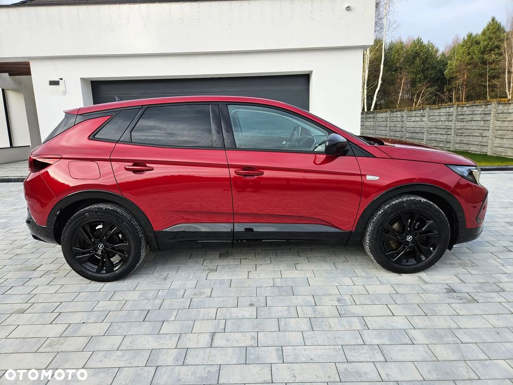 Opel Grandland 1.2 T GS S&S - 9