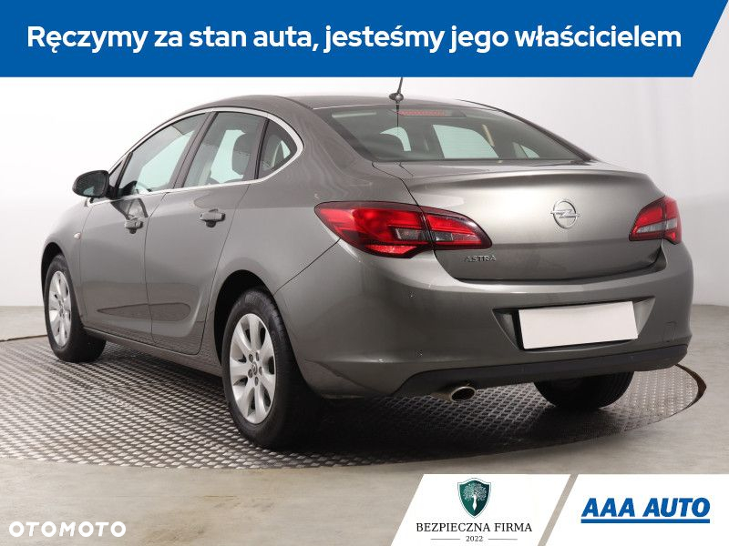 Opel Astra - 5
