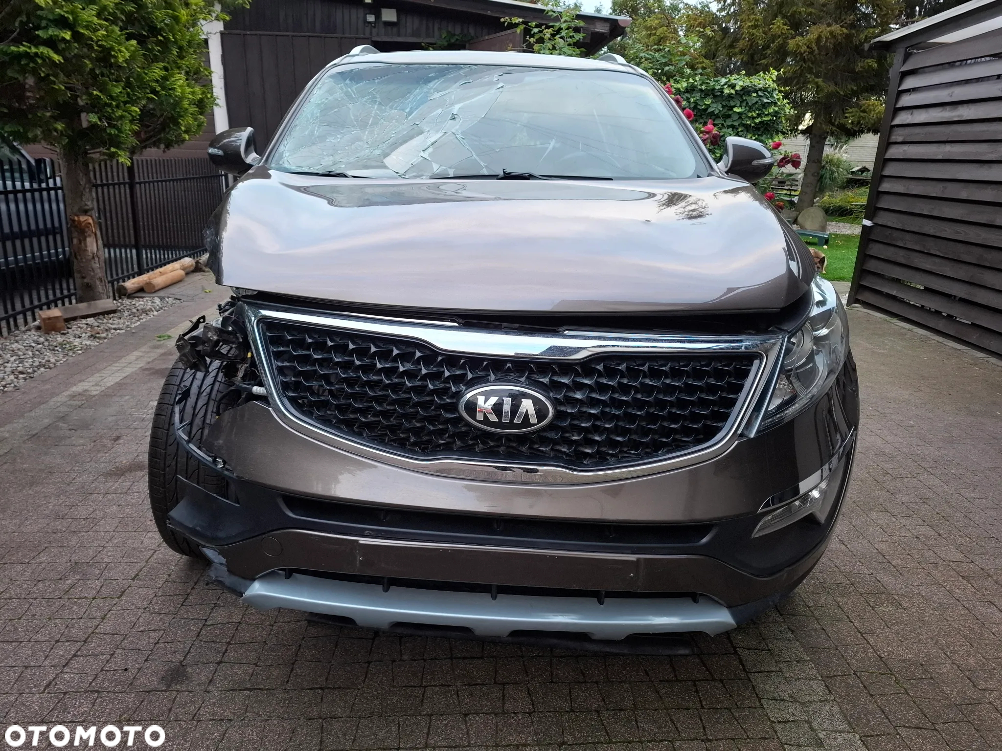 Kia Sportage 2.0 CRDI 4WD Automatik Dream-Team Edition - 4