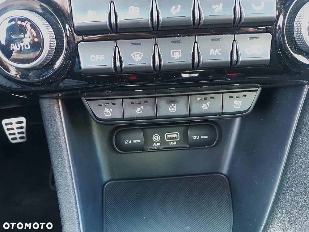 Kia Sportage 1.6 T-GDI AWD GT LINE - 26