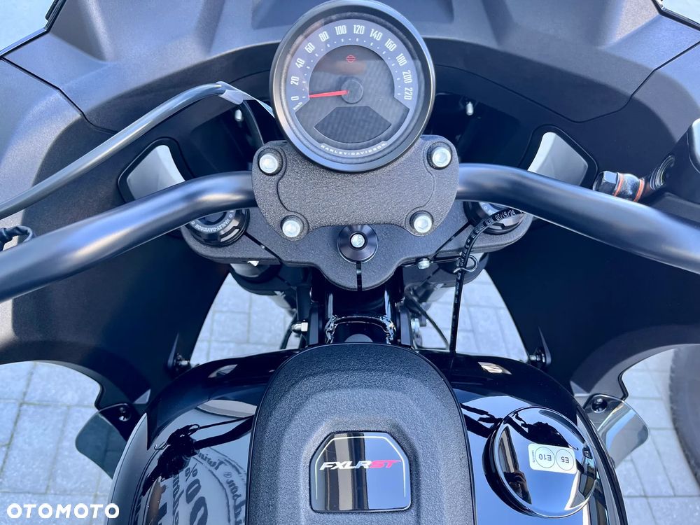 Harley-Davidson Softail Low Rider - 19