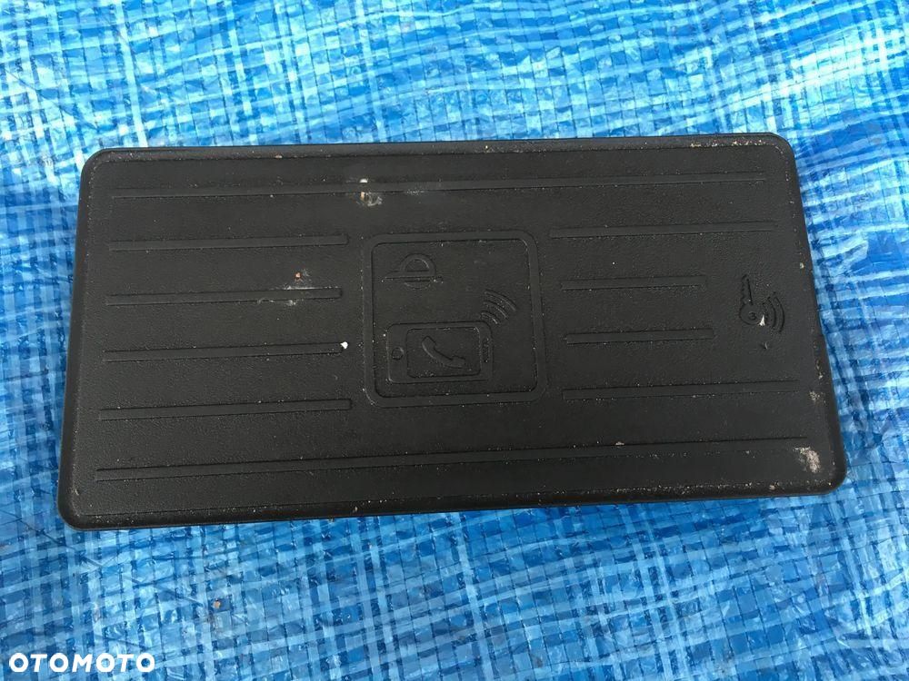 Audi A4 B9 LIFT Ładowarka Indukcyjna Indukcja 4K0035502B - 1