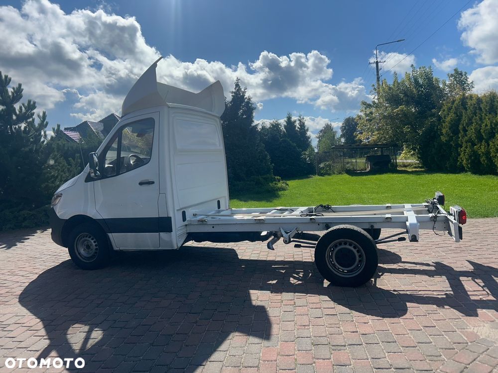 Mercedes-Benz Sprinter - 7