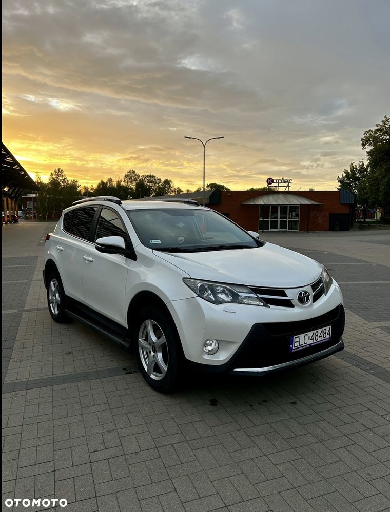 Toyota RAV4 2.0 D-4D Active - 1