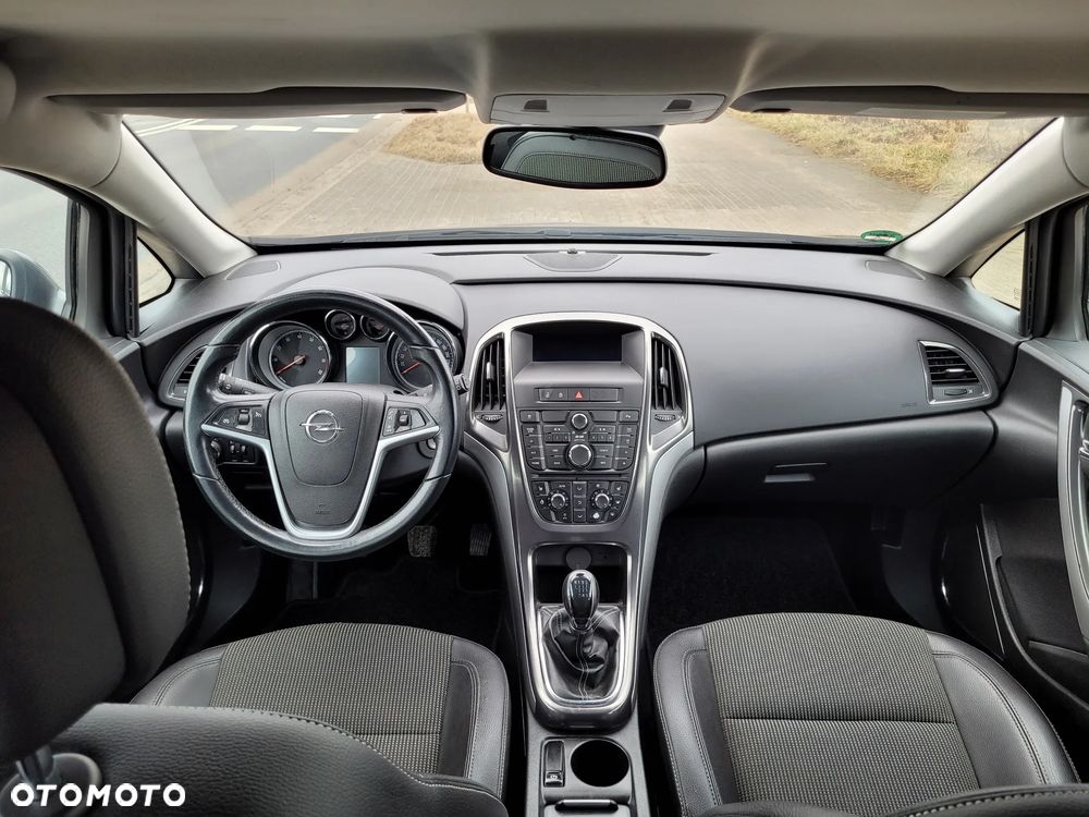 Opel Astra 1.4 Turbo Cosmo - 15