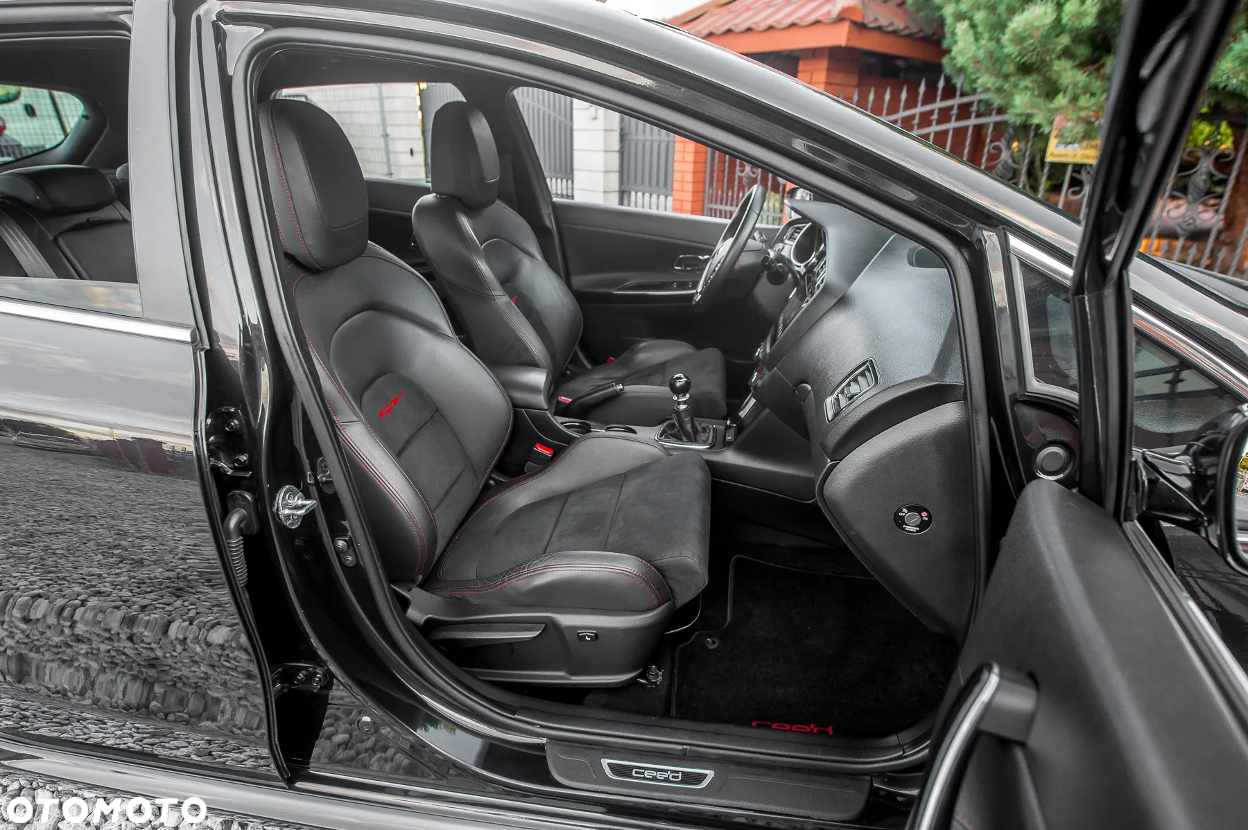 Kia Ceed 1.6 T-GDI GT - 21