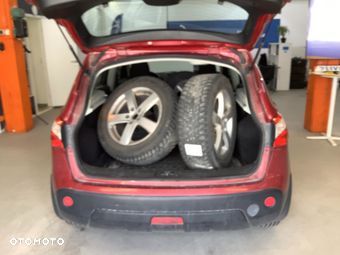 Nissan Qashqai 1.6 Tekna CVT - 24
