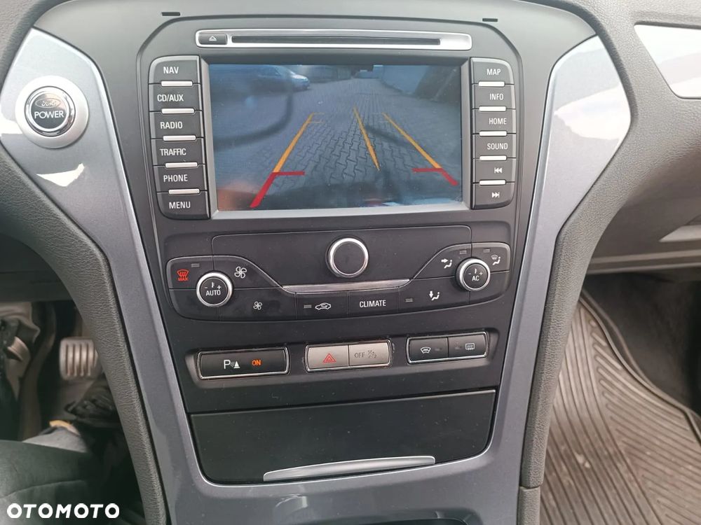 Ford Mondeo 2.0 TDCi Trend - 13