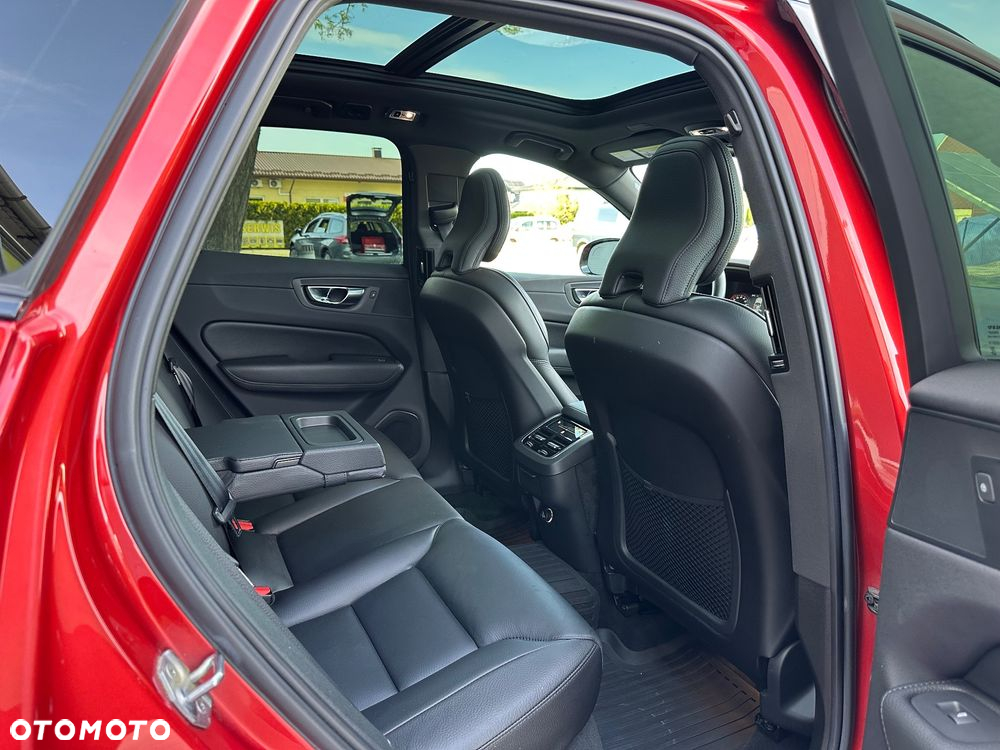 Volvo XC 60 T6 AWD R-Design - 15