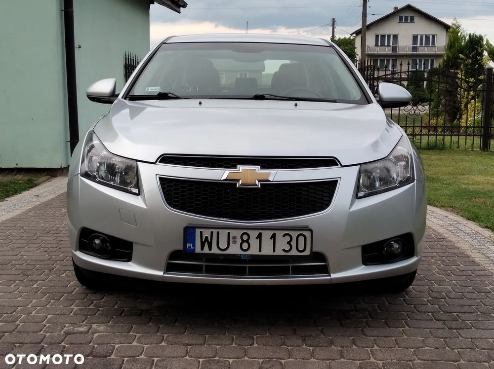Chevrolet Cruze 1.6 LT - 16