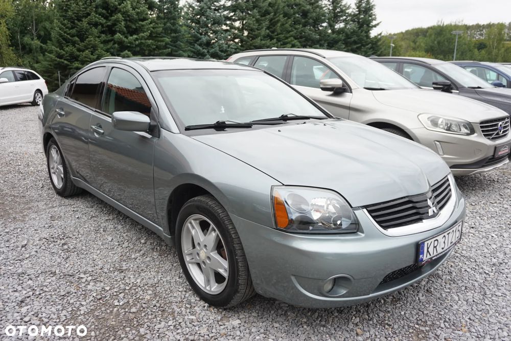Mitsubishi Galant - 1