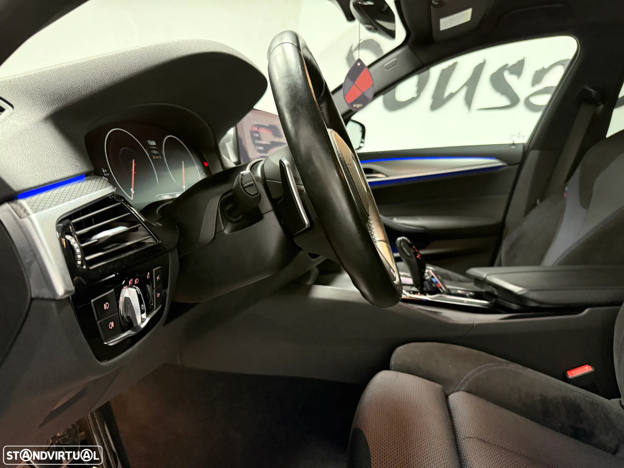 BMW 520 d Pack M Auto - 8