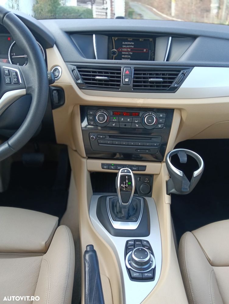 BMW X1 xDrive20d Aut. Sport Line - 25