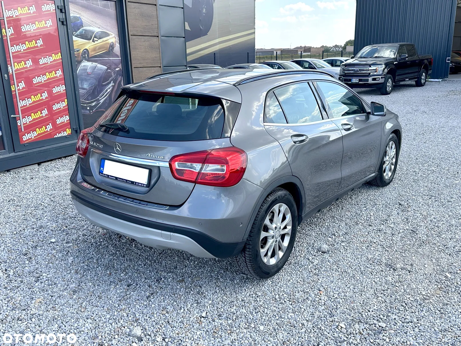 Mercedes-Benz GLA 250 4-Matic - 4