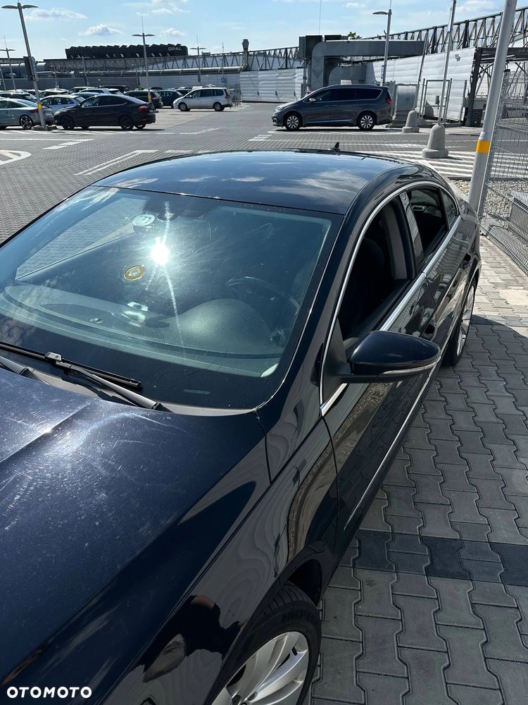 Volkswagen Passat 2.0 TDI Trendline - 6