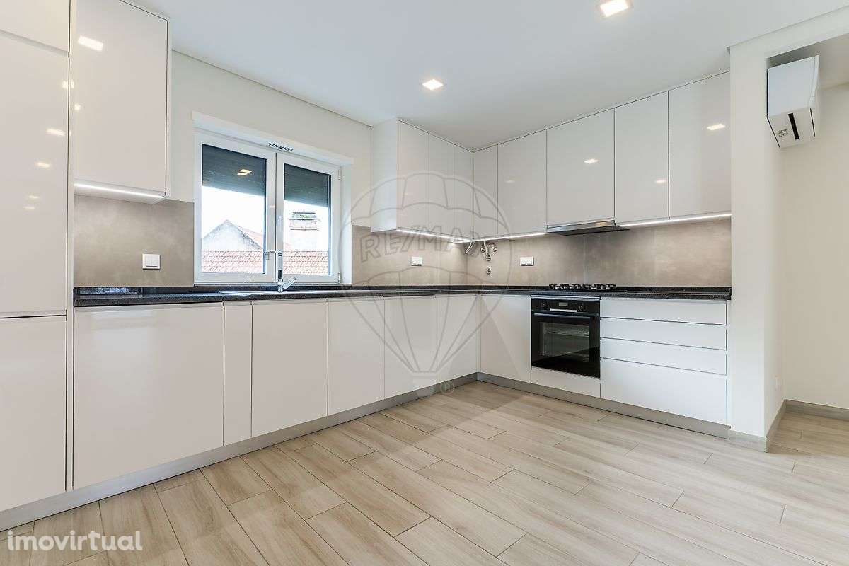 Apartamento T2 para venda - Grande imagem: 2/14