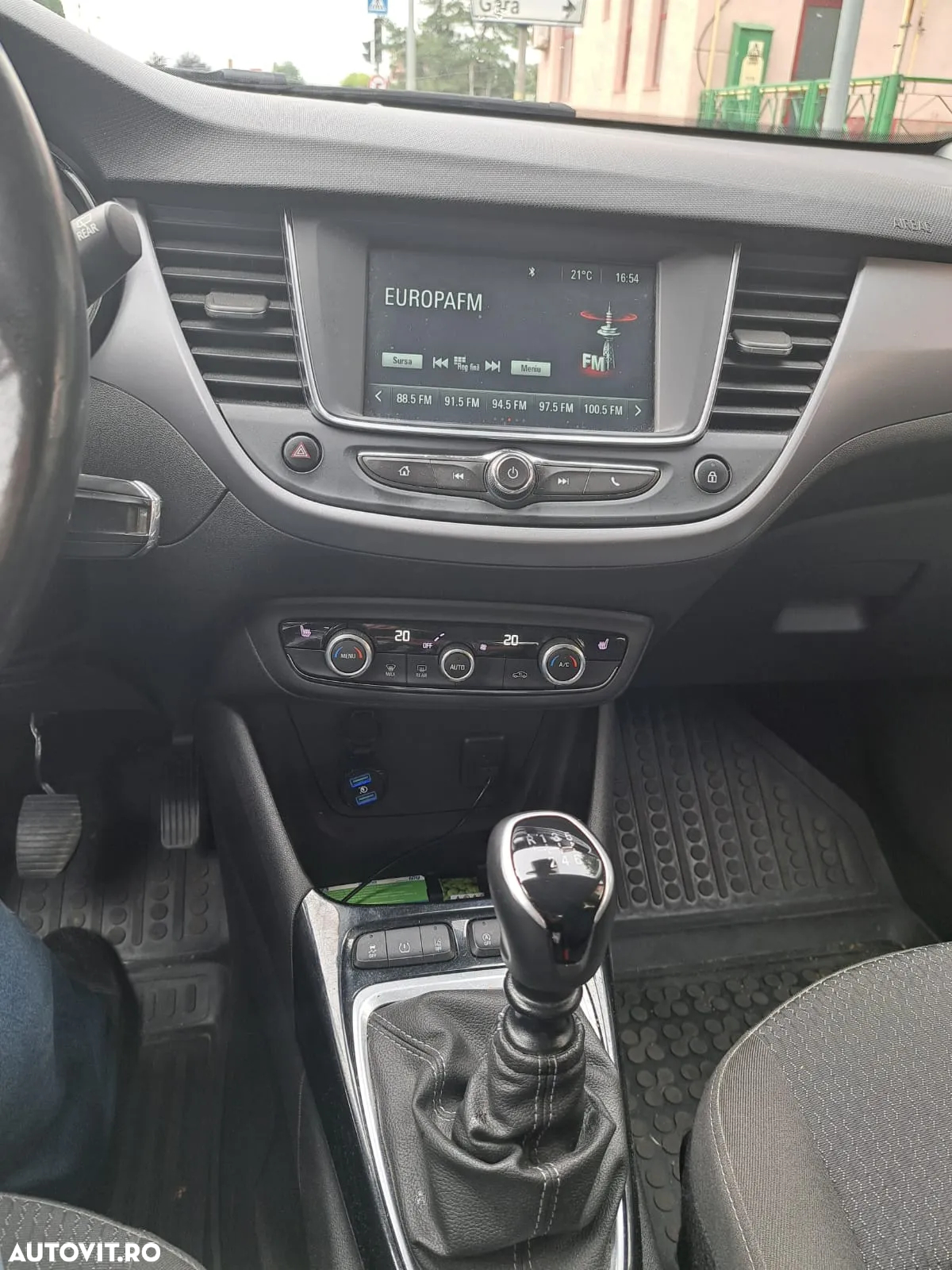 Opel Crossland X 1.2 Start/Stop Enjoy - 6