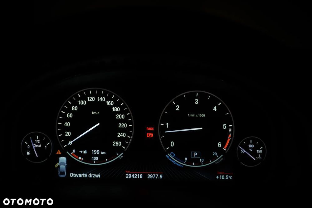 BMW Seria 7 740d xDrive - 28