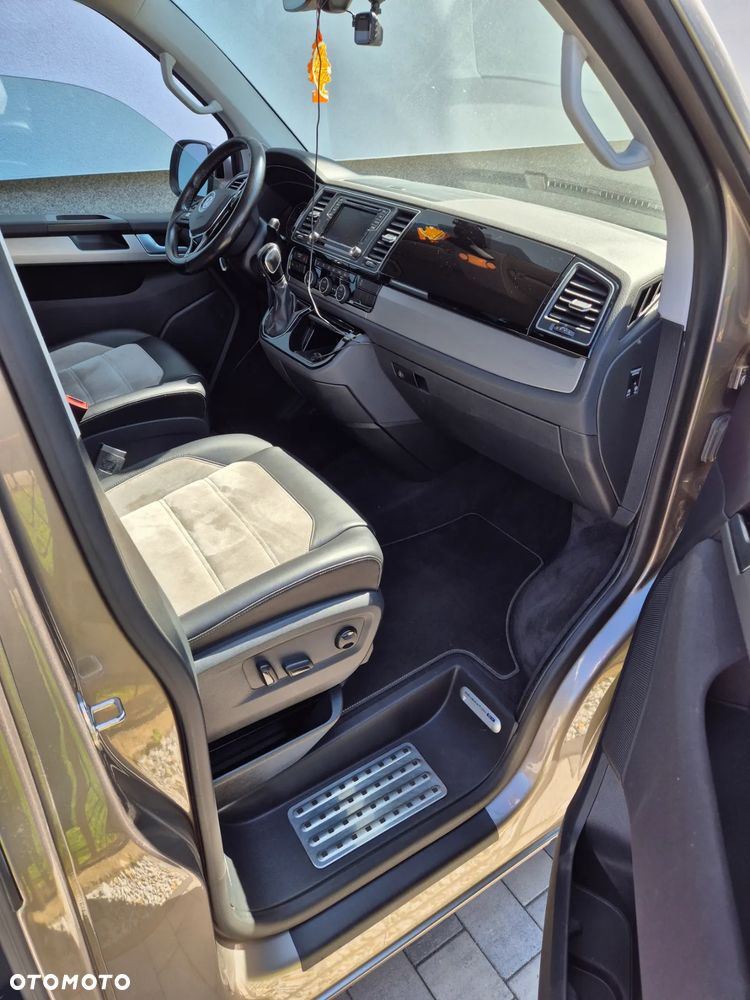 Volkswagen Multivan - 13