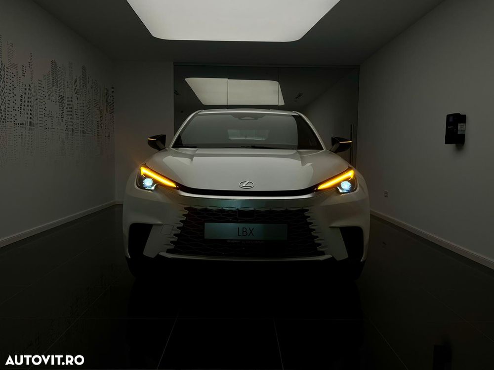 Lexus LBX 1.5 HEV 4x2 CVT Business - 3