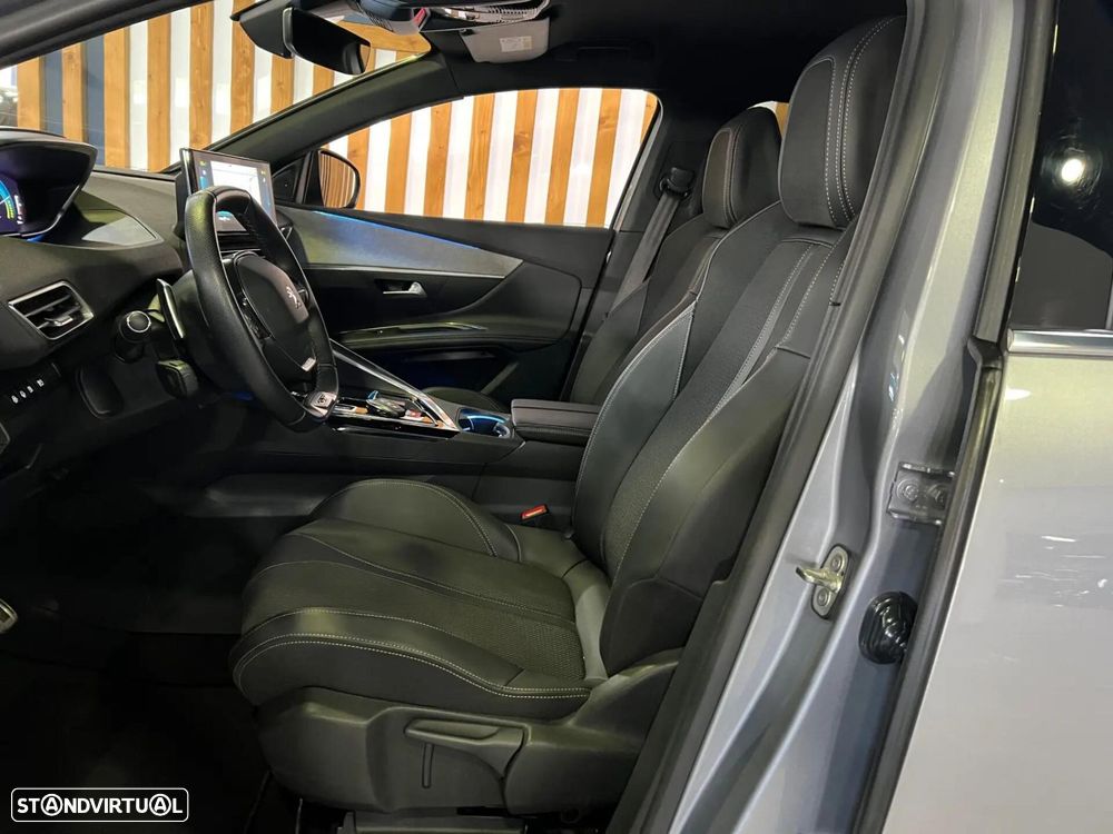 Peugeot 3008 1.6 Hybrid GT Pack e-EAT8 - 14