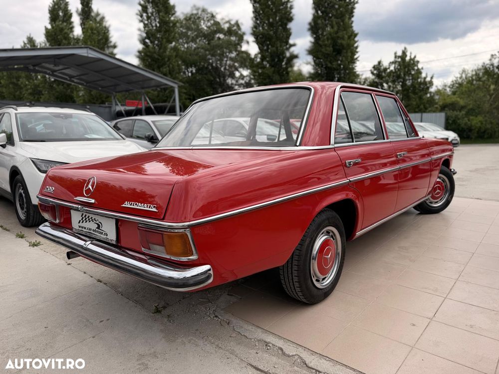 Mercedes-Benz W115 - 7