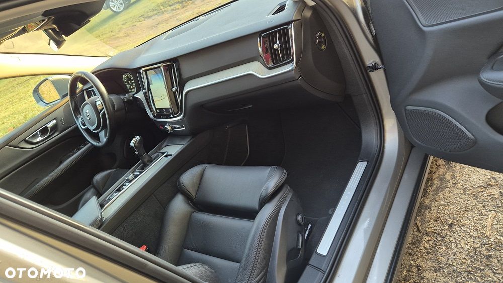 Volvo V60 D4 SCR Inscription - 12