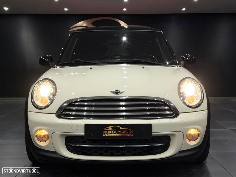 MINI 3 Portas Cooper D - 2