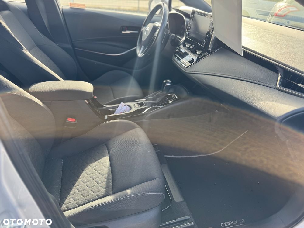 Toyota Corolla 2.0 Hybrid Comfort - 21