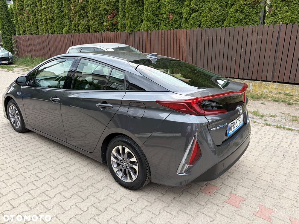 Toyota Prius 1.8 Hybrid Prestige - 4
