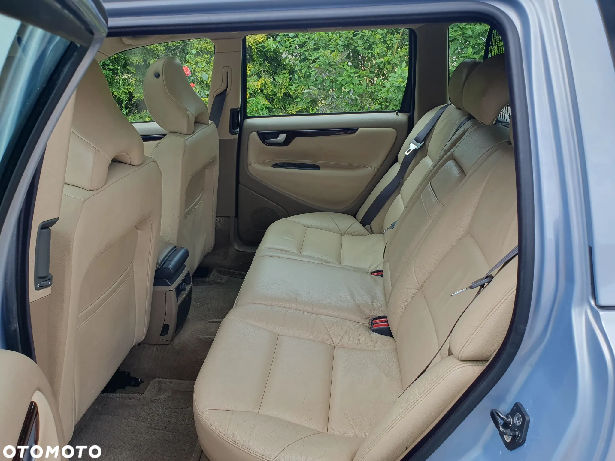 Volvo V70 D5 AWD Automatik - 10