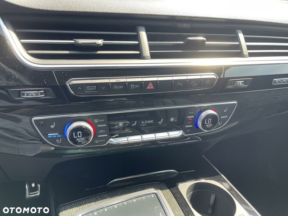 Audi SQ7 - 17