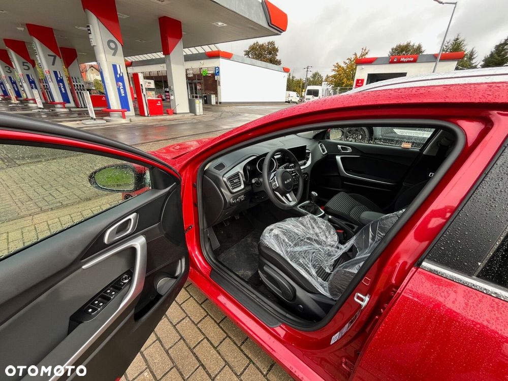 Kia Ceed - 7