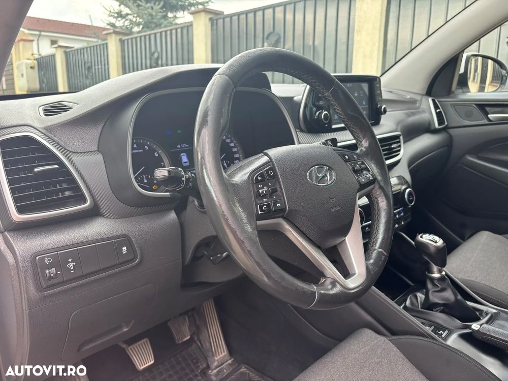 Hyundai Tucson 1.6 GDI 2WD 6MT Style - 14