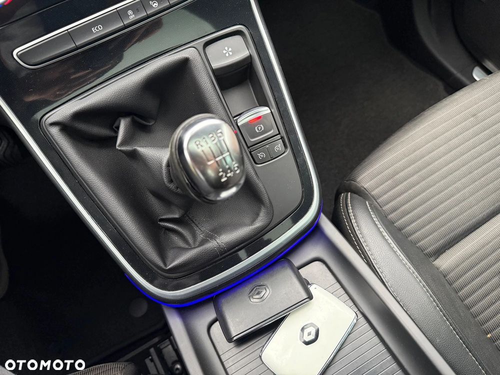 Renault Scenic Energy TCe 130 S&S Bose Edition - 17