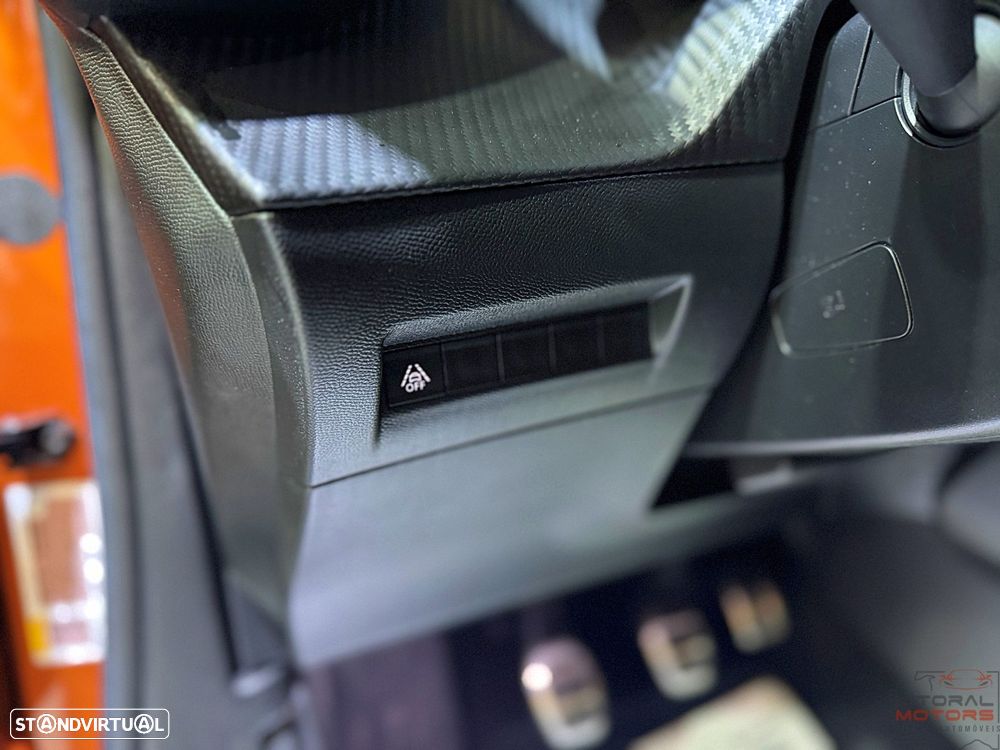 Peugeot 2008 1.2 PureTech GT Line - 19