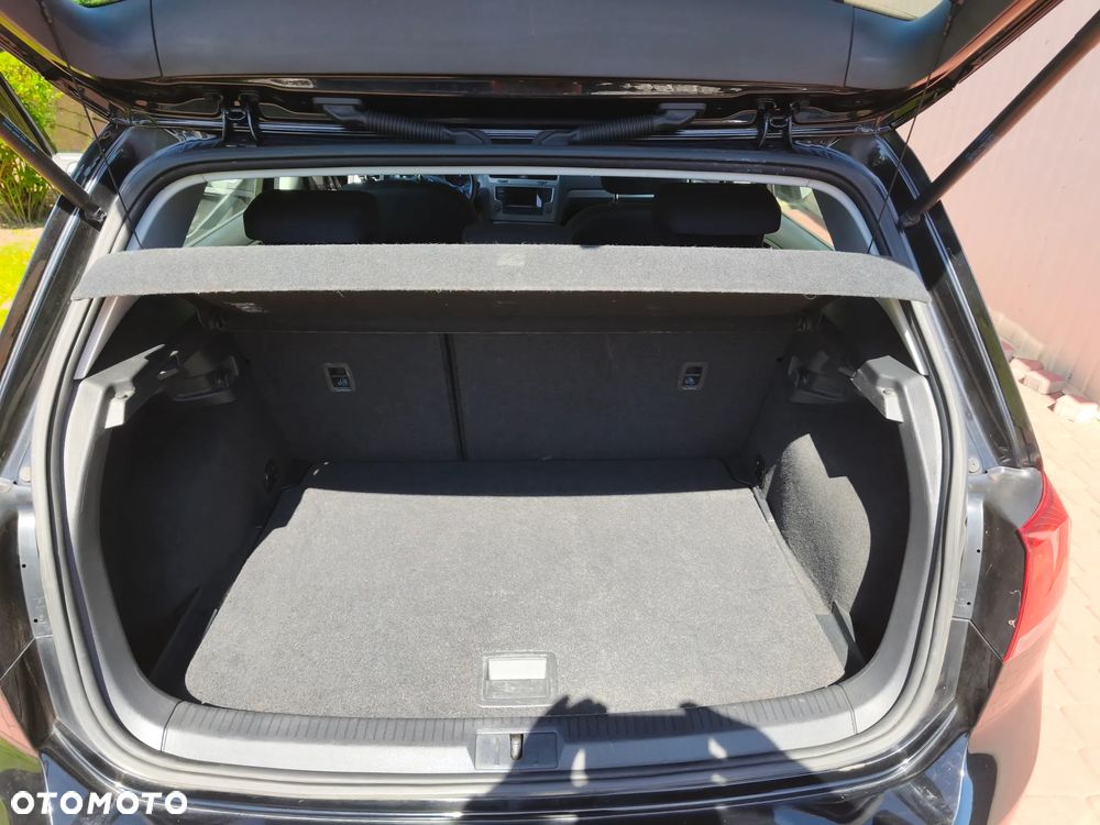 Volkswagen Golf 1.2 TSI BMT Trendline - 19