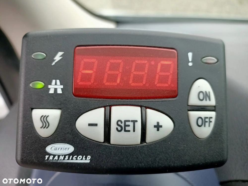 Opel Vivaro Chłodnia 125KM 2 zasilania chłodni - 22