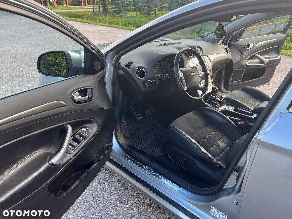 Ford Mondeo 2.0 TDCi Titanium X - 13