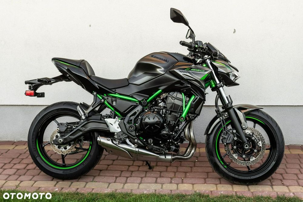 Kawasaki Z 650 - 6