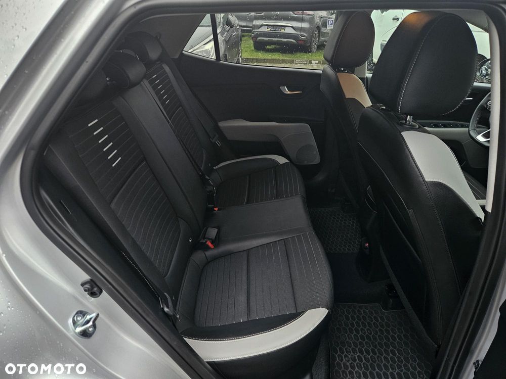 Kia Stonic 1.0 T-GDI L Business Line DCT - 20