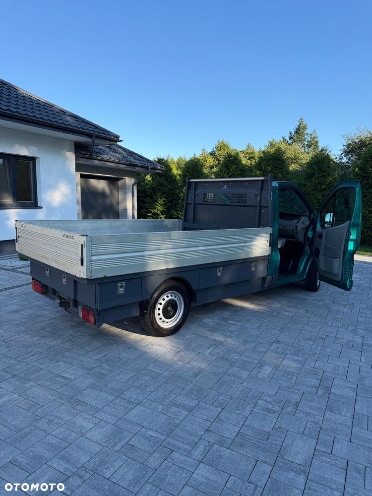 Opel Vivaro - 16