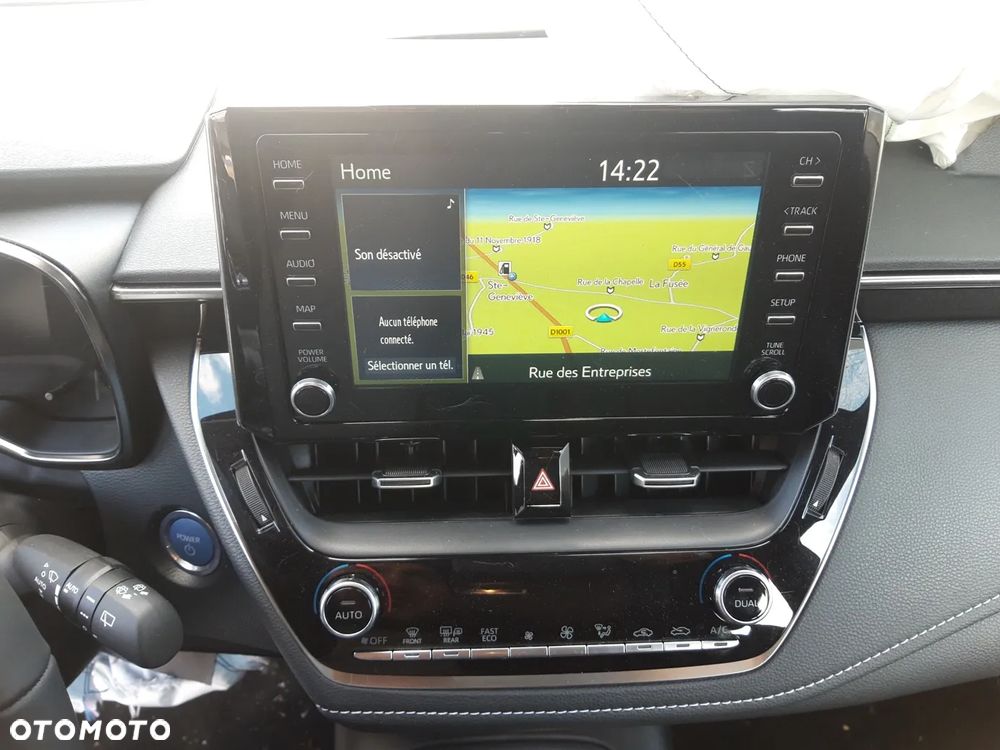 Toyota Corolla ver-1-8-hybrid-business-edition - 11