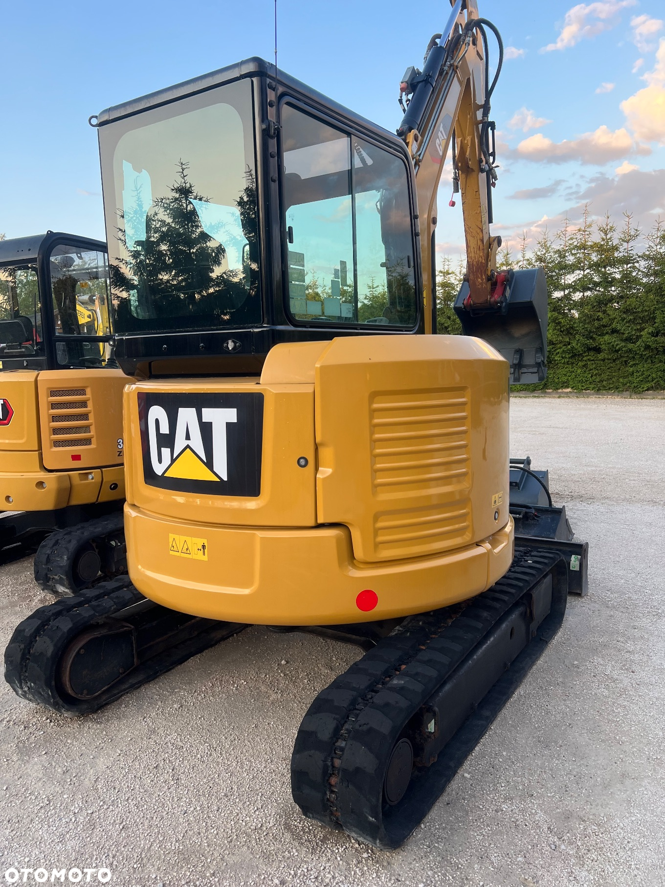 Caterpillar 305 E2cr  minikoparka CAT 18r 2450h 304 303,5 305,5 3 łyżki wiertnica grabie serwisowana CATEPILLAR org w obrysie gąsienicowa koparka wiertnica grabie - 36