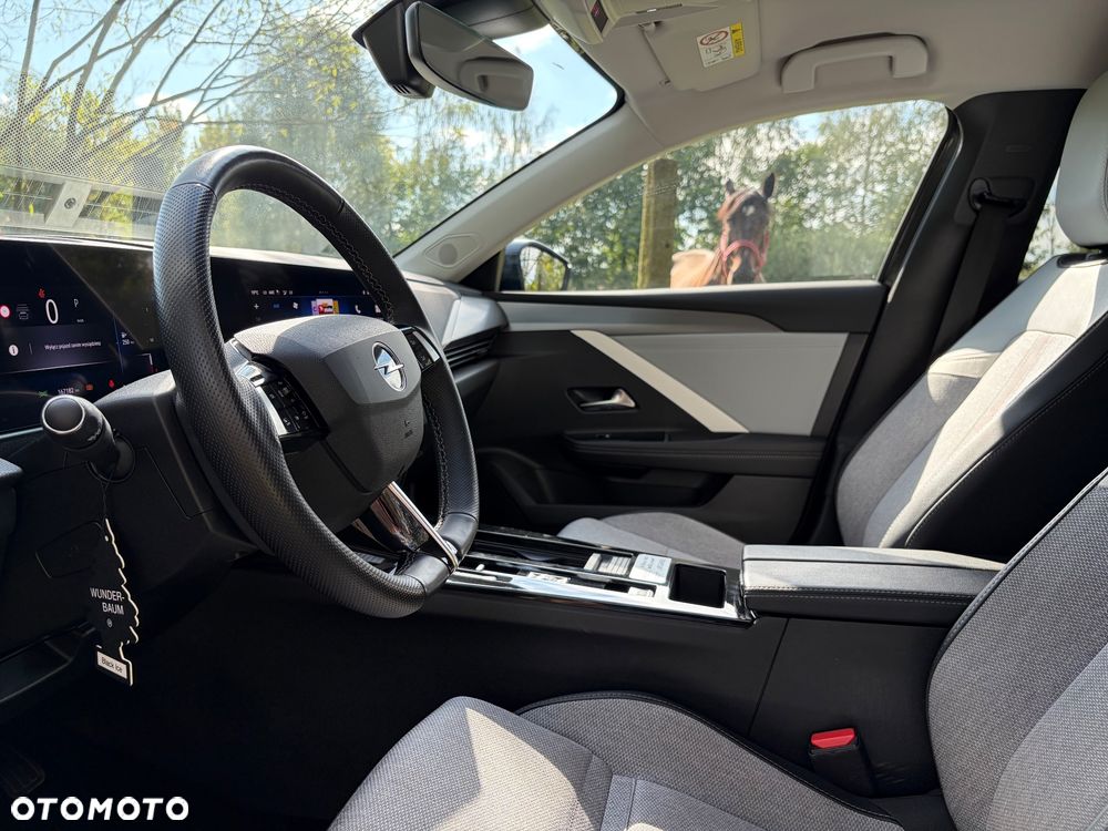 Opel Astra 1.5 D Automatik Business Elegance - 22
