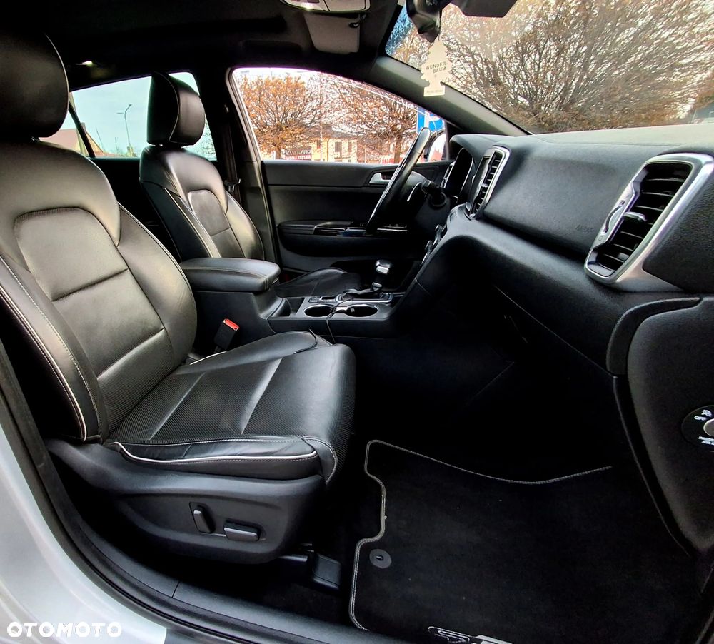 Kia Sportage 1.6 T-GDI AWD DCT GT LINE - 19