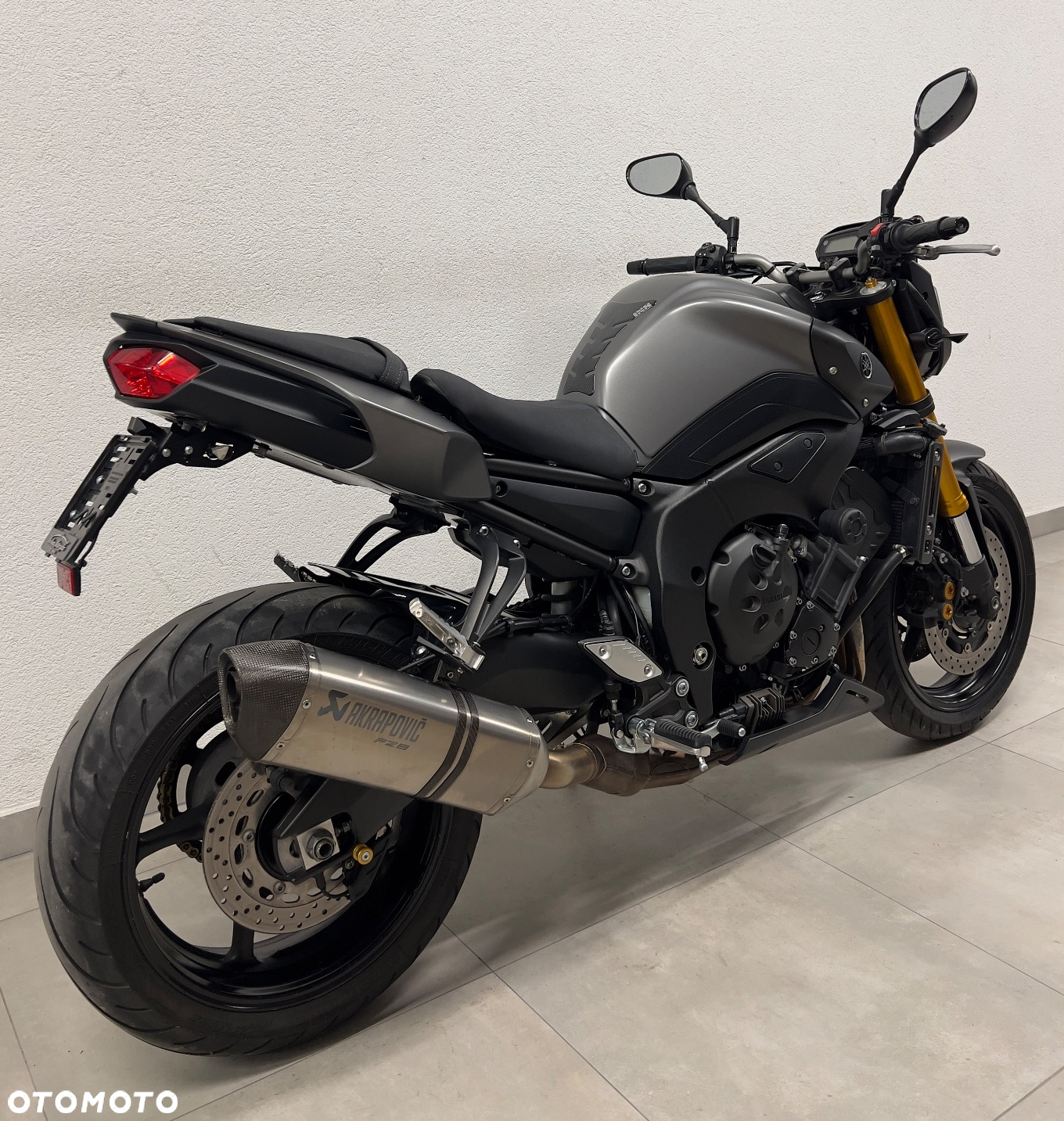 Yamaha FZ8 - 5