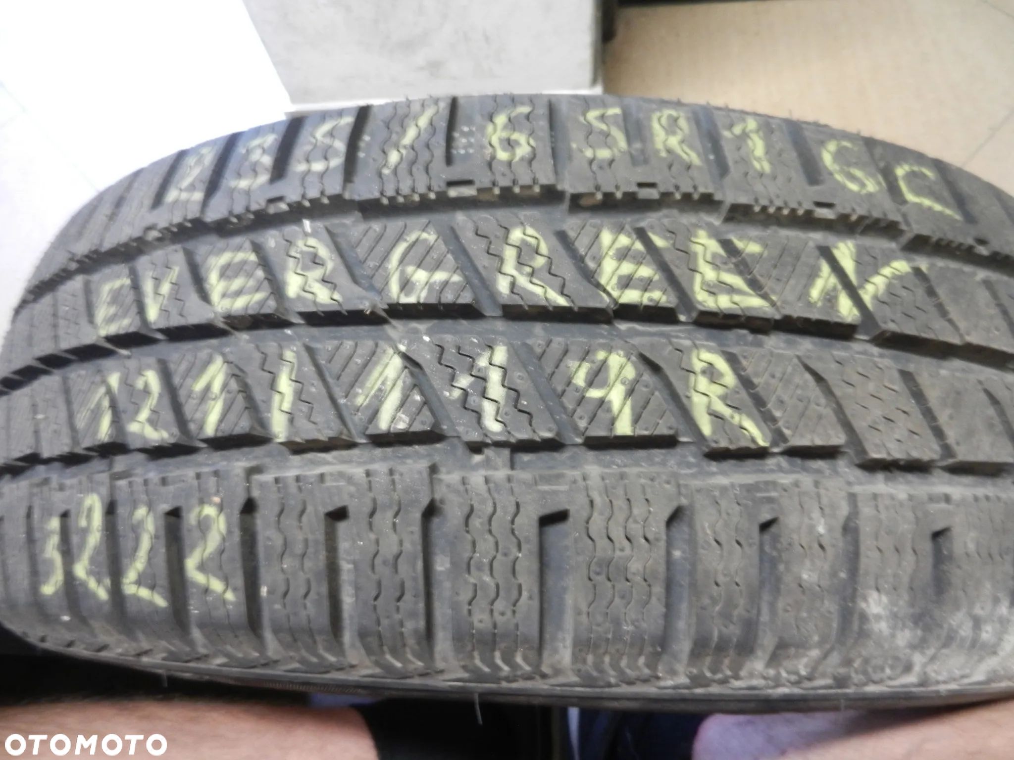 Opona pojedyńcza 235/65r16c evergreen winter pro ew 616 nowa zima - 1